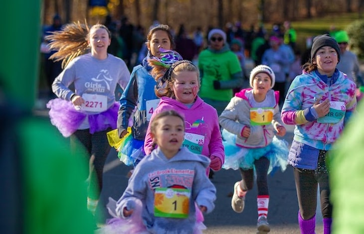 Worcester County GOTR girls running in the Fall 5K.